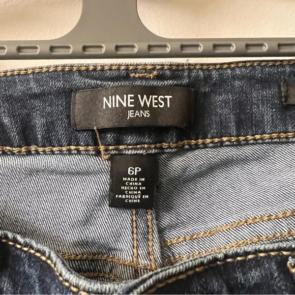 NEW NINE WEST Cigarette High Rise Skinny Ankle Jeans size 6P - Picture 8 of 9